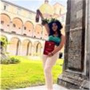 Laureata in lettere moderne. Specializzanda in editoria e scrittura presso La Sapienza (Roma)
