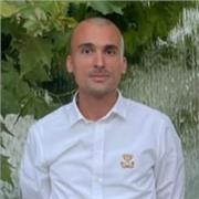 Offro lezioni per ogni materia a studenti delle medie!
Italiano, latino, greco, filosofia per scuole superiori!