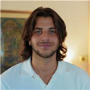 Ripetizioni, ma fatte bene. Ingegneria alle spalle, 5 anni di esperienza nel settore e idee chiare su quello che sembra astruso.