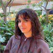 I am an enthusiastic and motivated English language tutor with a strong academic background in English Studies and Linguistics.