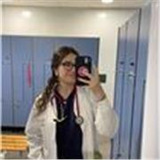 Estudiante de 4º medicina, imparto clases EN VERANO de ciencias: matemáticas, química, física, biología y asignaturas del ámbito sanitario