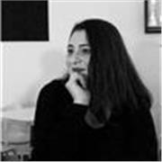 Laureanda offre lezioni di design grafico e progettazione