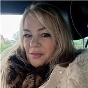 Under grad students. Post grad newly qualified support..25 years practioner and mentor experience.