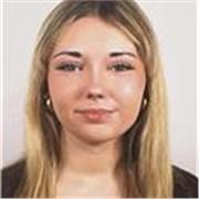 Estudiante universitaria ofrece clases particulares y apoyo escolar para Primaria, ESO y Bachillerato