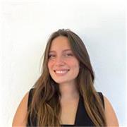 Soy una chica que acaba de graduarse en la carrera de Matemáticas, doy clases a todo tipo de edades, incluso bachillerato.