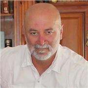 Licenciado en Ciencias de la Información. Apasionado aprendiz.