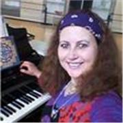 Clases de Piano y Guitarra, titulada superior en Madrid