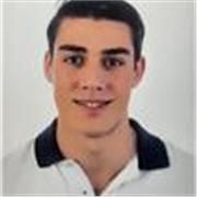Estudiante de ingeniería aeroespacial imparte clases para alumnos de ESO, primaria y bachillerato en materias de ciencias.
