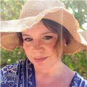 UK-qualified tutor with 25 years’ experience, helping primary students build confidence and reach their full potential