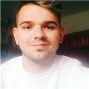 Hola a todos! Soy un estudiante universitario con un alto nivel de inglés. Siempre he tenido facilidad para el idioma y me encantaria poder dar clases particulares a alumnos que cursen ESO.😊😊