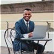 Profesor titulado en derecho civil con 4 años de experiencia, imparte clases de forma online y presencial.