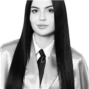 Estudiante de ultimo año en administración y dirección de empresas, con mucho entusiasmo por enseñar
