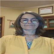 Professora apaixonada pela disciplina de Matemática e desejo ensinar crianças que estão no Ensino Fundamental I e II. Acredito que as crianças aprendem a aprender quando relacionamos os conteúdos às suas experiências diárias