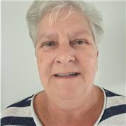 Experienced tutor teaches students of all ages