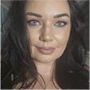 Deutsch Lehrerin, die Kinder aller Alter unterrichten kann.