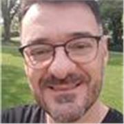 Experiente e motivado professor de inglês e português 