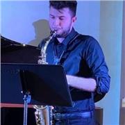 Sassofonista con laurea biennale impartisce lezioni private di sax