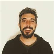 Graduat en Comunicació Cultural i professor de català.