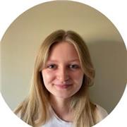 Etudiante en 2e année de licence d'histoire, niveau d'anglais universitaire (enseignement niveau B2 maximum)