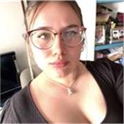 Profesora de inglés para niños de infantil y primaria, actualmente tengo el b1 y estoy cursando para sacarme el b2 