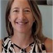 Profesora de coaching dinámica, cercana y orientada a resultados, dirigidas a profesionales, equipos de empresas o particulares.