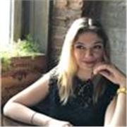 Tengo grado de profesora de español. Tengo experiencia de dar clases de remoto más de 5 años. Doy clases adultos y a niños