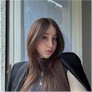 Studentessa universitaria diplomata al liceo scientifico, offro ripetizioni per scuola superiore in italiano, inglese, matematica 
