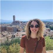 Laureata in legge lavoro negli appalti, appassionata di diritto penale, procedura penale, diritto civile e pubblico
