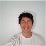 Buena persona y profesor universitario con estudios en pedagogías en artes escénicas. Deseo aprender a través del juego con niños