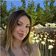 Profesora titulada con un ciclo formativo de Grado medio y superior de Finanzas y contabilidad