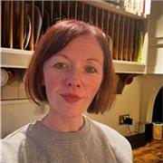 Therapist helping you reach emotional and wellbeing goals