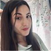 Estudiante de ciencias de la salud y especializada en biología