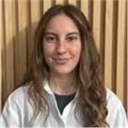 Licenciada en Química imparte clases de química de la ESO, Bachillerato y Grado en Química