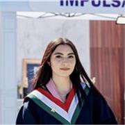 Estudiante de ingeniería del software dispuesta a compartir mis conocimientos con los más pequeños. 