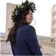 Sono un’insegnante di Scuola Primaria che ha frequentato il Liceo Scientifico. Sono disponibile per qualsiasi tipo di materia