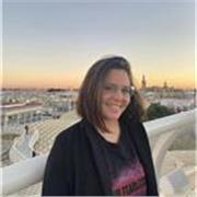 Tutor di matematica impartisce lezioni di matematica generale e/o finanziaria a studenti del primo anno di economia triennale