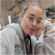 Laureata in chimica e tecnologia farmaceutiche, offro lezioni di chimica (base e organica), biochimica e biologia