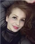 Profesora de Inglés impartiendo clases para adolescentes y adultos. Se trabaja con reading, grammar, vocabulary, speaking, and listening