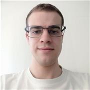 Soy estudiante de ingeniería de software en la UCM, doy clases de programación para todos los niveles