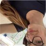 profesora de primaria apta para todas las edades