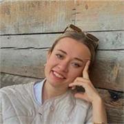 Bilingual Tutor providing English lessons for Children and Adults