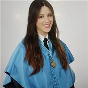 Graduada en maestra de Educación Primaria con mención en Audición y Lenguaje.