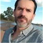 Profesor y sobre todo alumno vitalicio. Estudiando para el C2 de la escuela de idiomas y el B2 de Cambridge