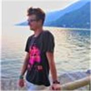 Sono Mattia, ho studiato lingue per 5 anni quindi posso insegnare italiano inglese e francese online e in presenza 