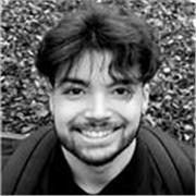 Assistant architecte offrant des cours en ligne d'infographie 3D