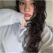 No tengo titulado, pero si gran comunicación con la gente, me gustaría enseñar mi idioma nativo y compartir mi lengua. 