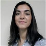 Experienced digital marketer teaching practical skills through real-world examples