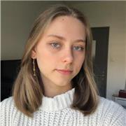 Étudiante en deuxième année de licence physique avec baccalauréat mention très bien, je propose des cours particuliers en méthématiques et physique/chime ainsi que de l'aide aux devoirs