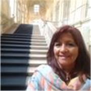 Si vous avez besoin d'apprendre le français ou d'approfondir vos connaissances, je serai heureuse de pouvoir vous aider.