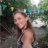 Instructora de Yoga, Maestra Reiki, BioSanacion Emocional. Terapias y herramientas para el buenvivir